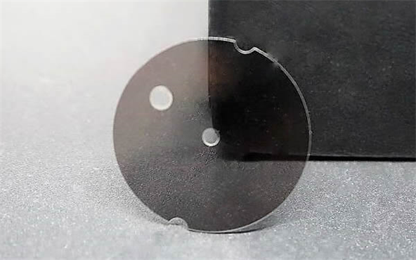 藍(lán)寶石高強(qiáng)度玻璃用作墊片的應(yīng)用表現(xiàn)